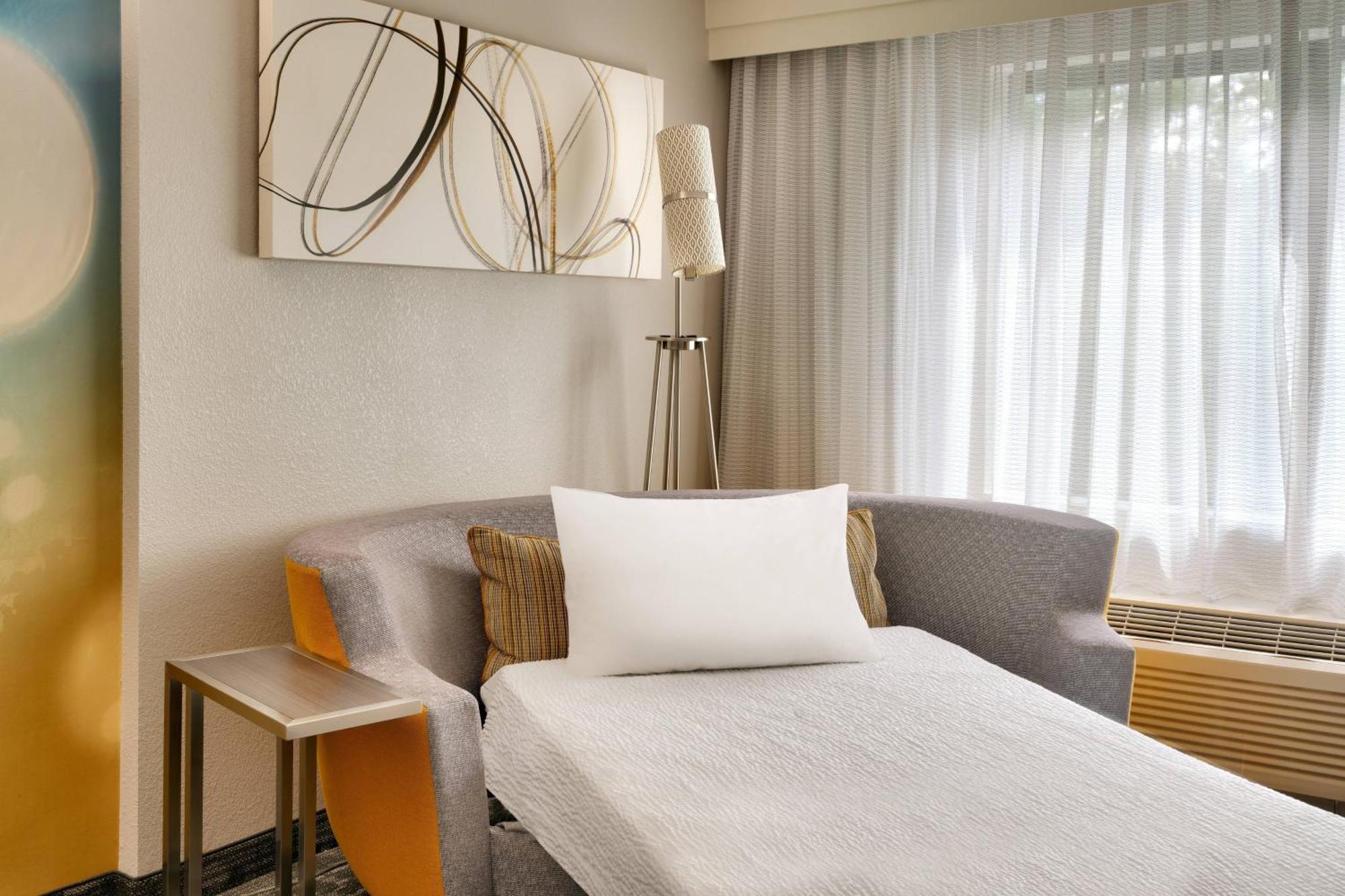 Courtyard By Marriott Charlotte Airport Loso Kültér fotó