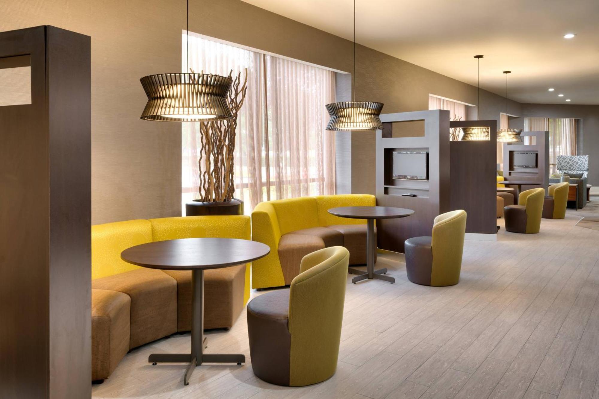 Courtyard By Marriott Charlotte Airport Loso Kültér fotó