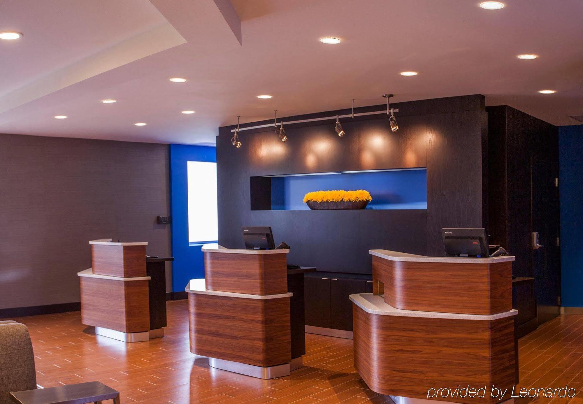 Courtyard By Marriott Charlotte Airport Loso Beltér fotó